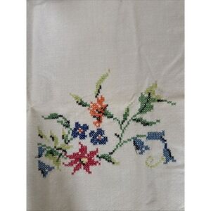 Handmade Kitchen/Dish/Tea Towel Hand Embroidered Floral vintage Granny Core Home